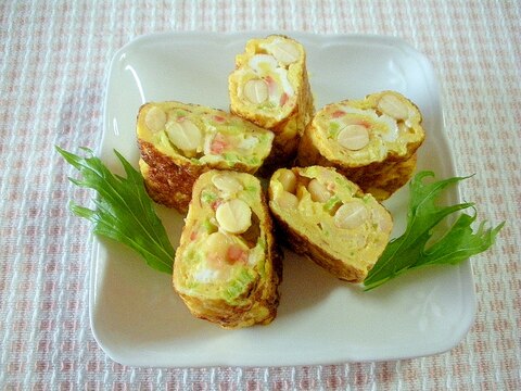 ☆ゆで大豆とカニカマとねぎのソース卵焼き☆